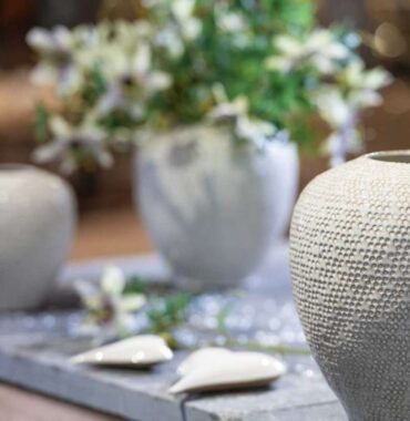 Ceramic vase-Dotty, ball vase white-brown glossy