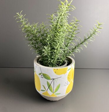 Concrete flower pot - lemon motif